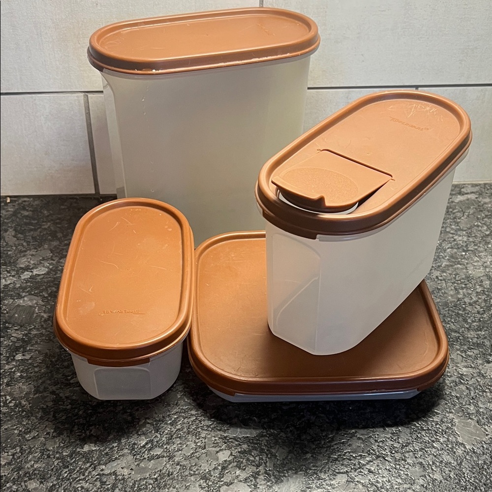 Set of 4 Vintage Tupperware Stackable Modular Mates. Brown lids. Exc condition